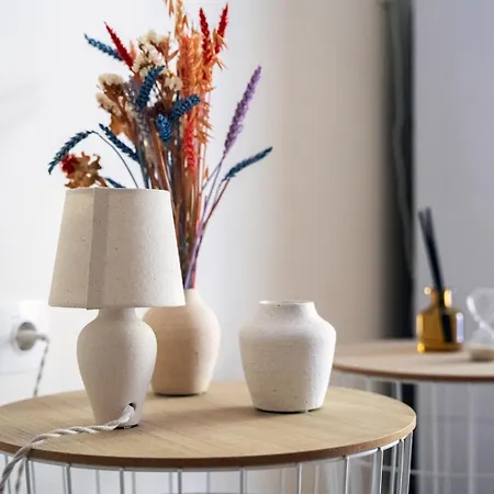 شقة γκαρσονιέρα 2 δίπλα στη θάλασσα! أنتيكيرا