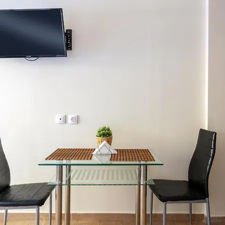 γκαρσονιέρα 2 δίπλα στη θάλασσα! *